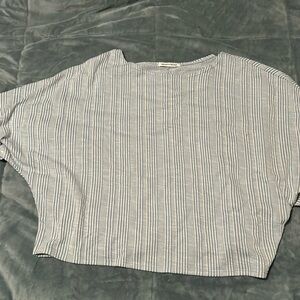 Caution to the wind blouse, never really worn. No tags!